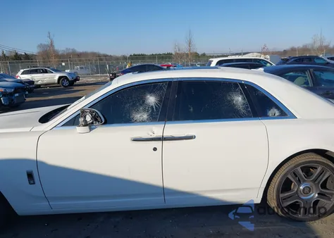 2017 Rolls-Royce Ghost z USA, uszkodzony, nr VIN SCA664S53HUX54269